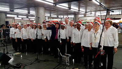 Apresentação do Coral no Metrô