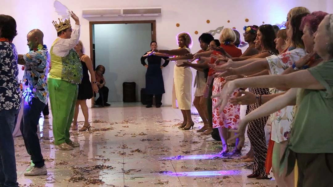 Associados se divertindo na festa