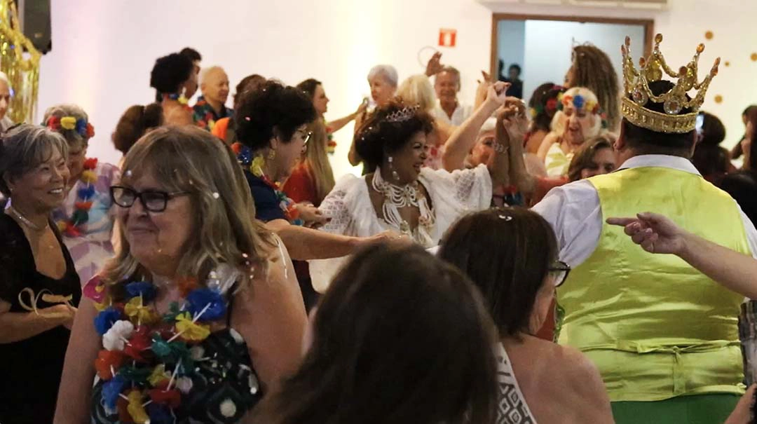 Associados se divertindo na festa