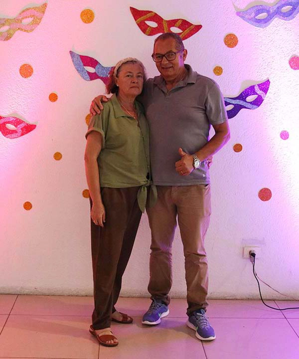 Associados se divertindo na festa