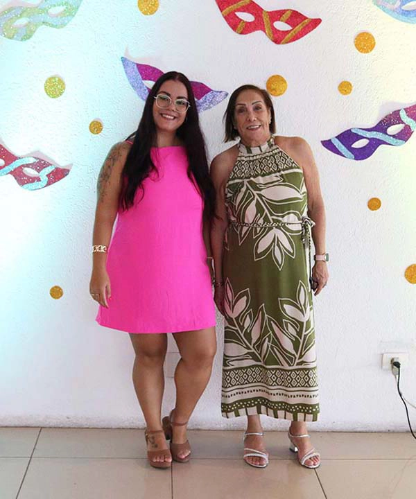 Associados se divertindo na festa