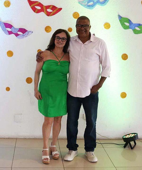 Associados se divertindo na festa