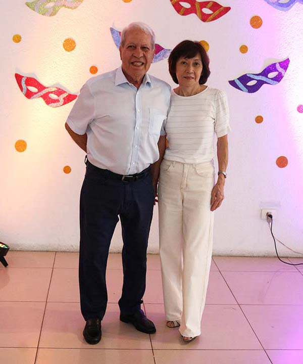 Associados se divertindo na festa