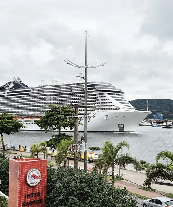 Associados se divertindo na festa